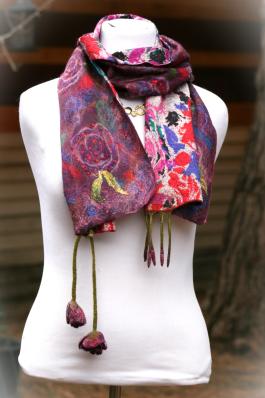 Purple scarf with floral tassels